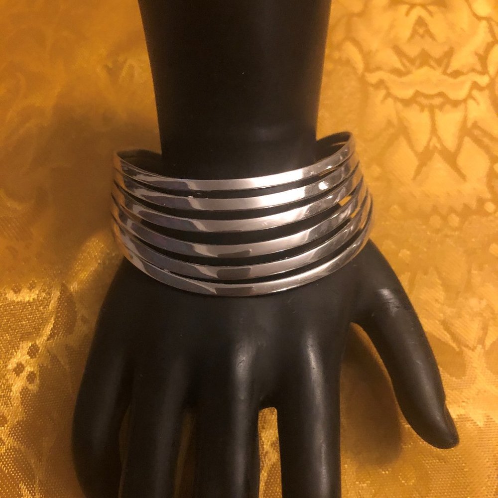 Ladies Curved Cuff Bracelet
